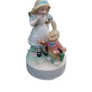 Rare Vintage Melodies by Willitts - Alice In Wonderland "I'm Late" Music Box